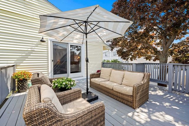 14 Overlook Street, Newburyport, MA 01950
