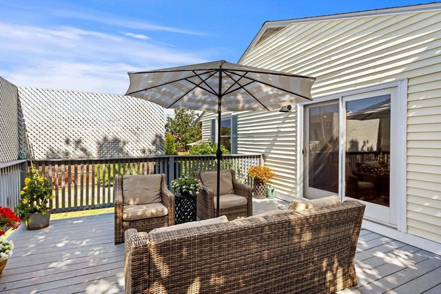 14 Overlook Street, Newburyport, MA 01950