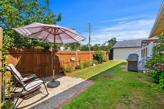 14 Overlook Street, Newburyport, MA 01950