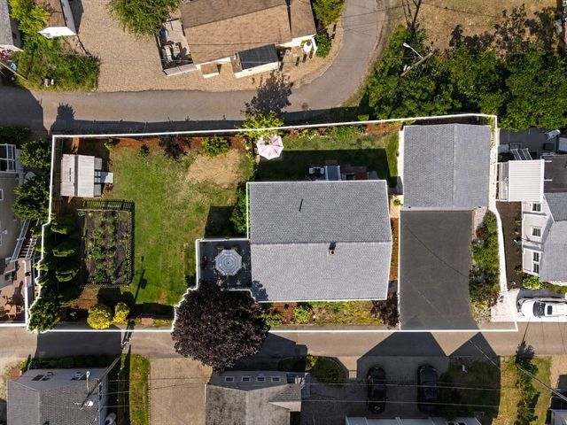 14 Overlook Street, Newburyport, MA 01950