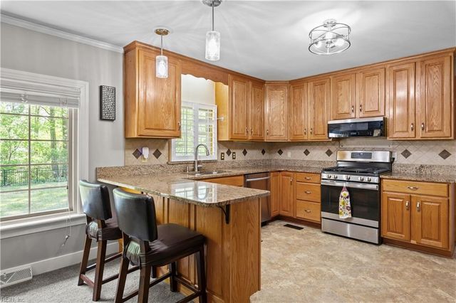 103 Bobby Jones DR, Portsmouth, VA 23701