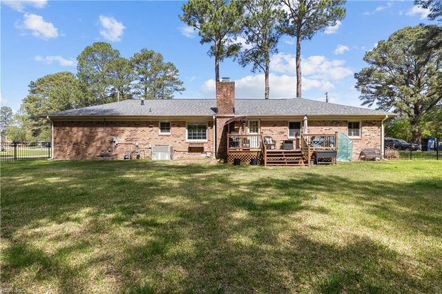 103 Bobby Jones DR, Portsmouth, VA 23701