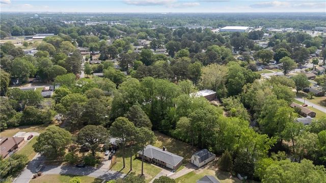103 Bobby Jones DR, Portsmouth, VA 23701