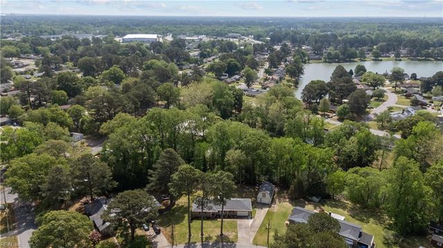103 Bobby Jones DR, Portsmouth, VA 23701