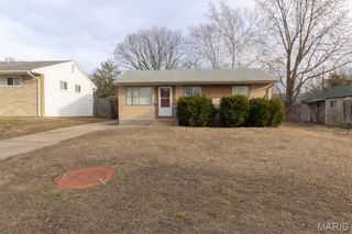 10640 Spring Garden Drive, St Louis, MO 63137