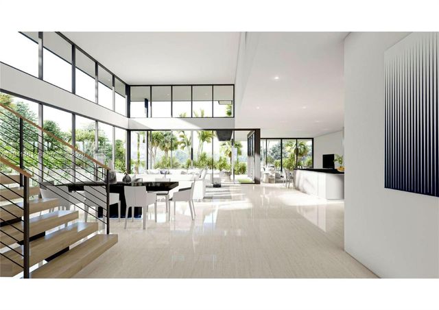 2210 NE 124th St, North Miami, FL 33181