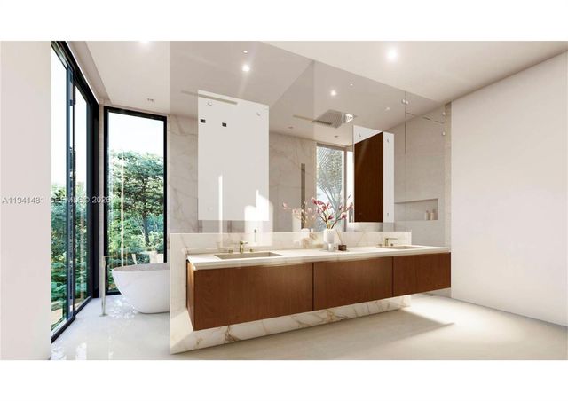 2210 NE 124th St, North Miami, FL 33181