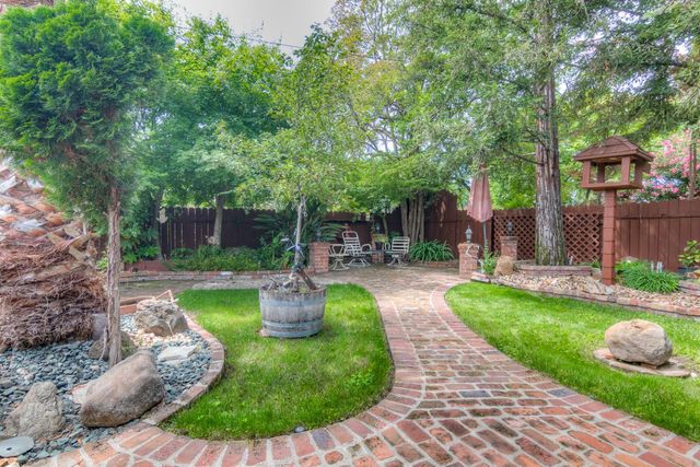 115 Alta Vista Ave, Roseville, CA 95678