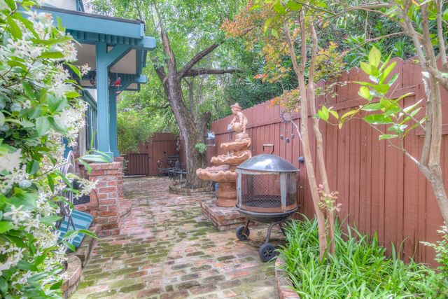 115 Alta Vista Ave, Roseville, CA 95678