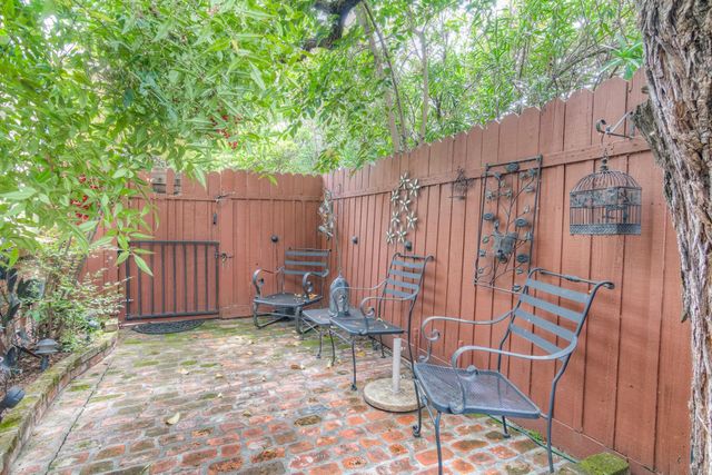 115 Alta Vista Ave, Roseville, CA 95678