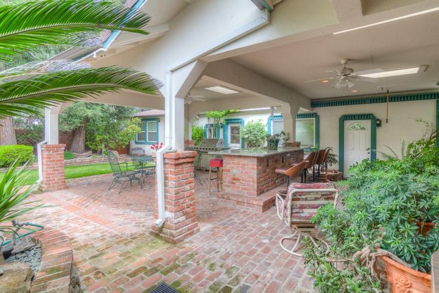 115 Alta Vista Ave, Roseville, CA 95678