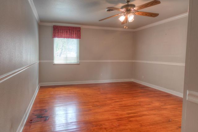 115 Alta Vista Ave, Roseville, CA 95678