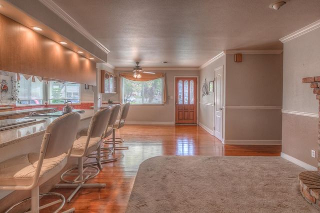 115 Alta Vista Ave, Roseville, CA 95678