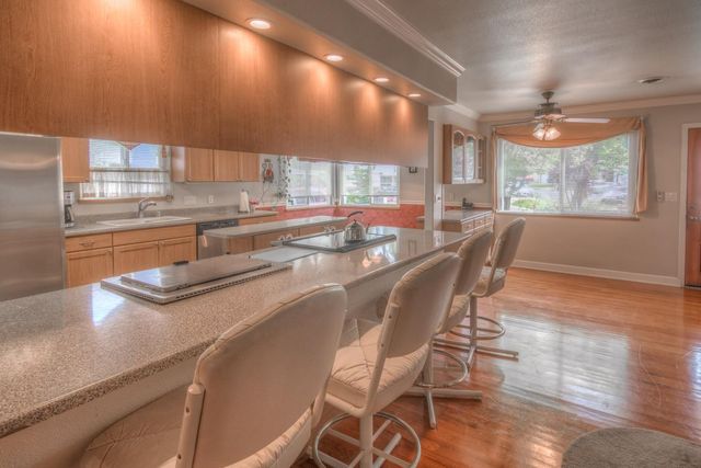 115 Alta Vista Ave, Roseville, CA 95678