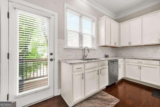 4405 DONAHUE Avenue, Sugar Hill, GA 30518