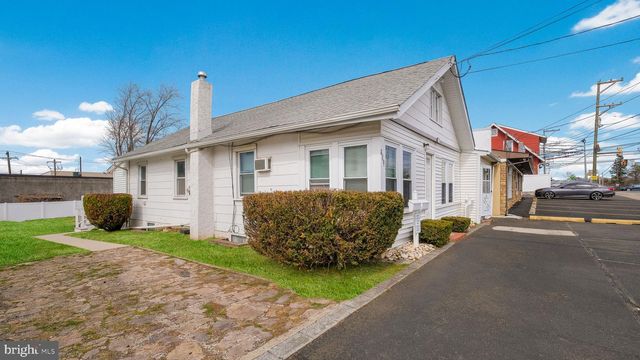 465 JACKSONVILLE RD, Hatboro, PA 19040