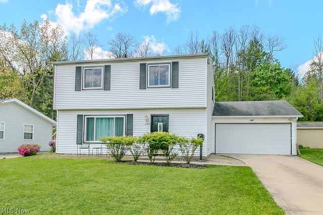 344 Karen Drive, Chardon, OH 44024