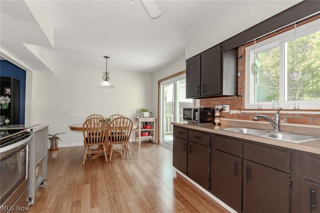 344 Karen Drive, Chardon, OH 44024