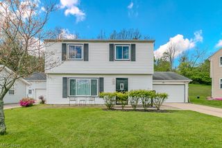 344 Karen Drive, Chardon, OH 44024
