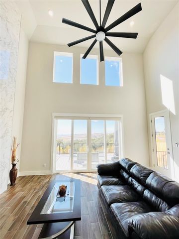 8504 Pine Muhly DR, Lago Vista, TX 78645