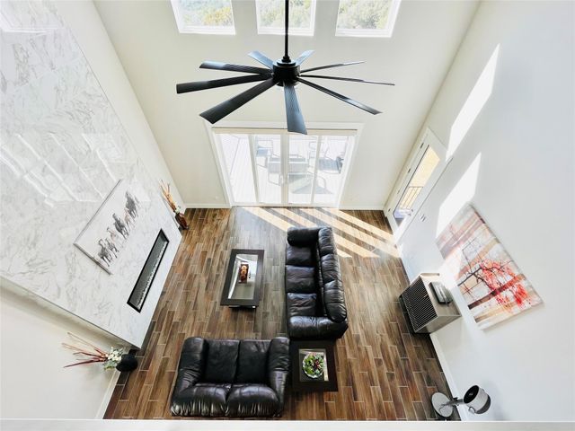 8504 Pine Muhly DR, Lago Vista, TX 78645