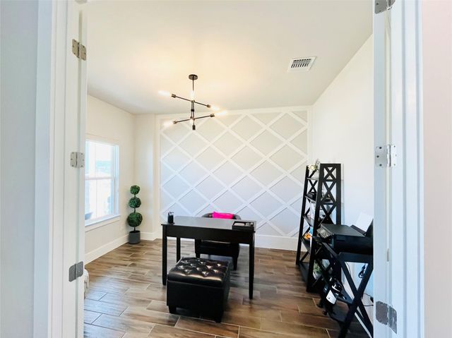 8504 Pine Muhly DR, Lago Vista, TX 78645