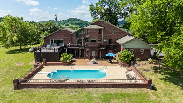 1979 Buck Daniels Rd, Culleoka, TN 38451