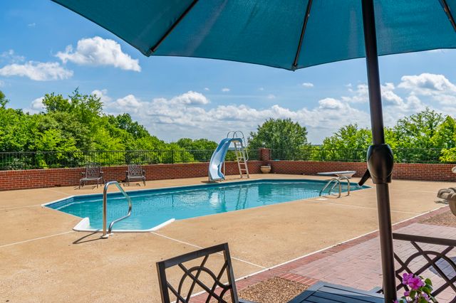 1979 Buck Daniels Rd, Culleoka, TN 38451