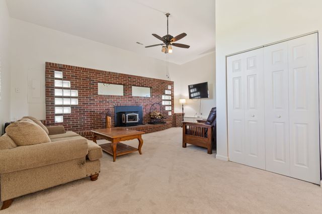 1979 Buck Daniels Rd, Culleoka, TN 38451