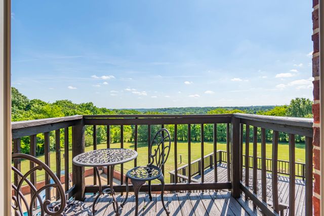 1979 Buck Daniels Rd, Culleoka, TN 38451