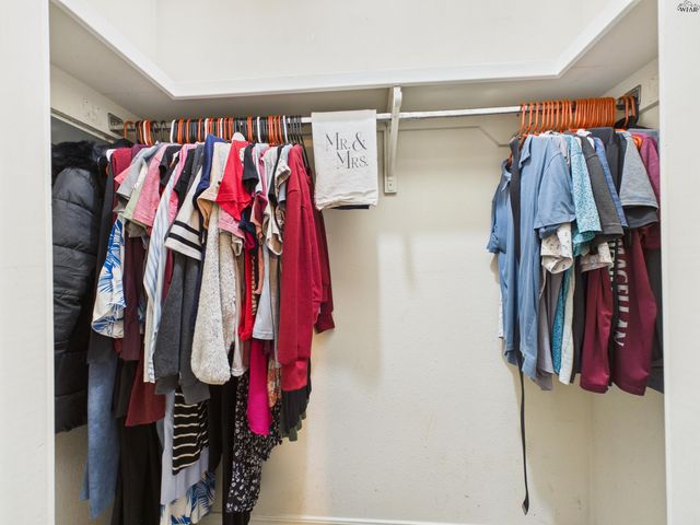 517 N BOIS DARC STREET, Holliday, TX 76366