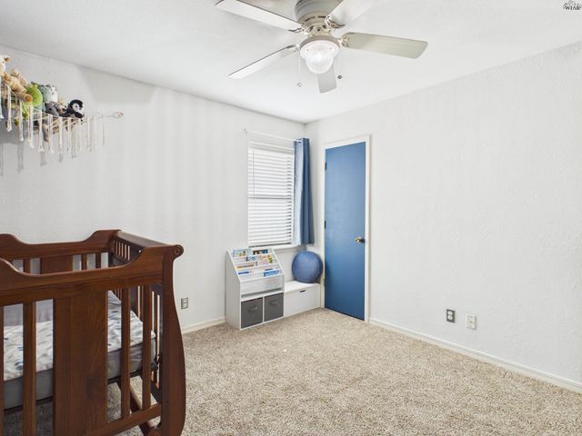 517 N BOIS DARC STREET, Holliday, TX 76366