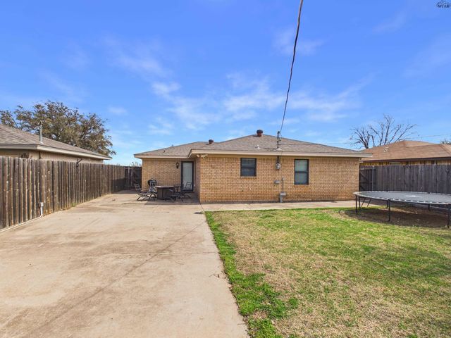 517 N BOIS DARC STREET, Holliday, TX 76366