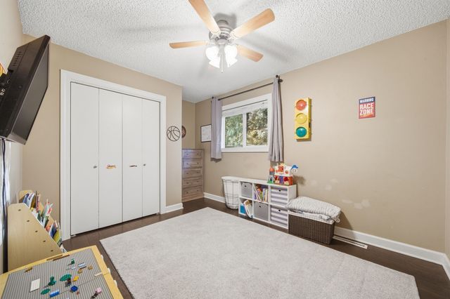 1805 N Terry Ln, Andover, KS 67002