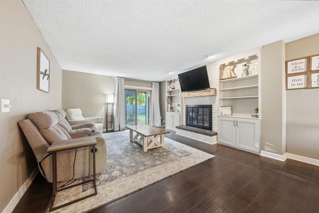 1805 N Terry Ln, Andover, KS 67002