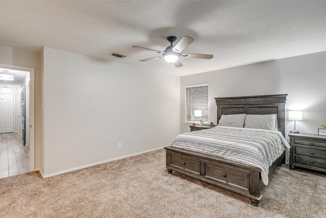 5306 Oak Brook Road, Arlington, TX 76016