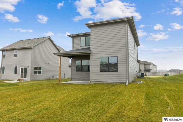 11402 N 161 Avenue, Bennington, NE 68007