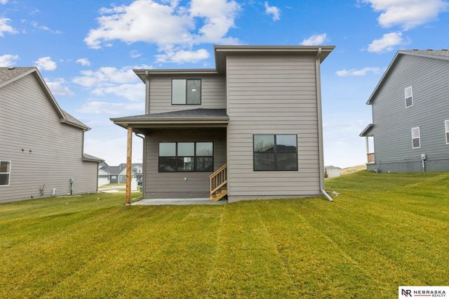 11402 N 161 Avenue, Bennington, NE 68007