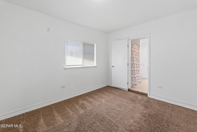 5709 MACON Lane, El Paso, TX 79924