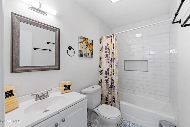 5709 MACON Lane, El Paso, TX 79924