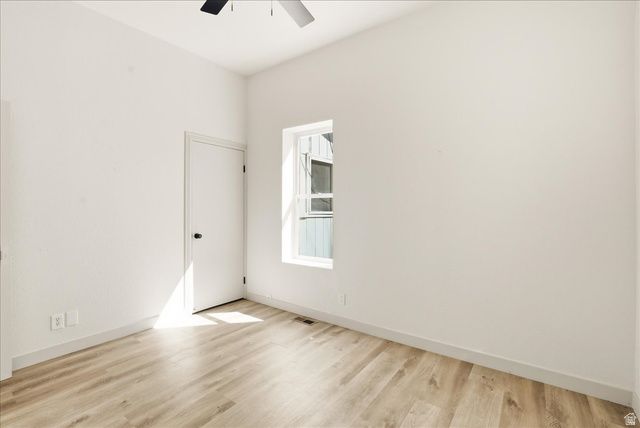 915 W 300 S, Salt Lake City, UT 84104