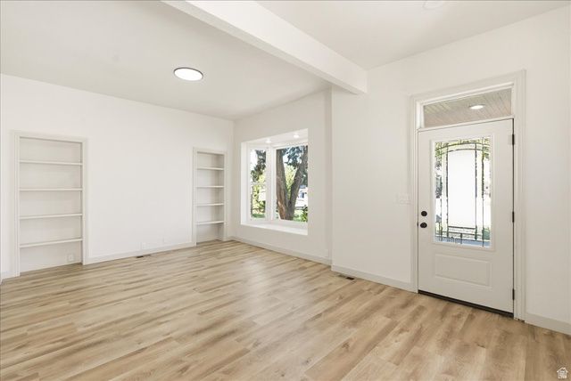 915 W 300 S, Salt Lake City, UT 84104