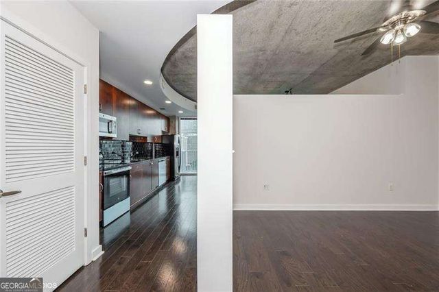 400 W Peachtree Street NW 2010, Atlanta, GA 30308