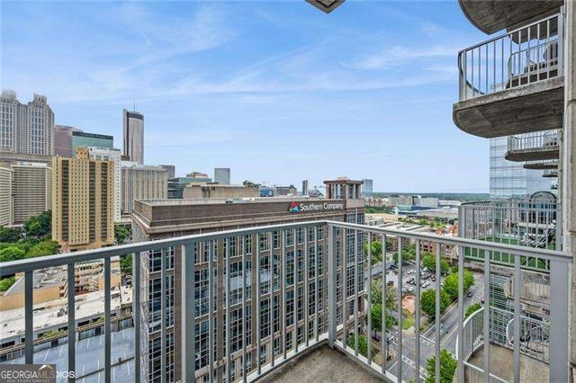 400 W Peachtree Street NW 2010, Atlanta, GA 30308