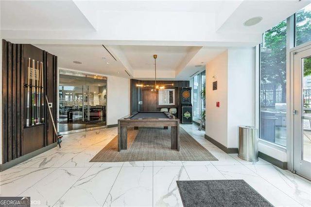 400 W Peachtree Street NW 2010, Atlanta, GA 30308