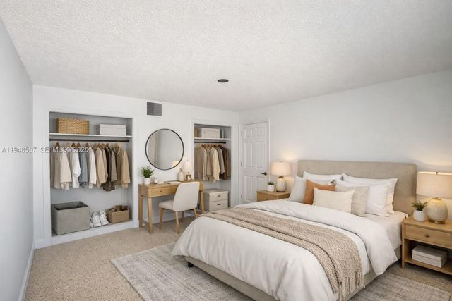 404 SE 4th Ave 3, Hallandale Beach, FL 33009