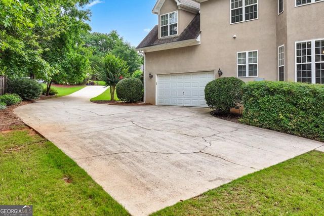 106 April Walk, Mcdonough, GA 30253