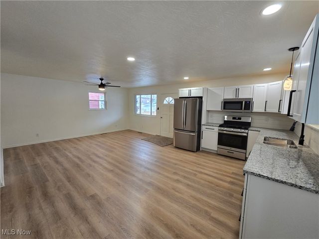 702 21st Street, Vienna, WV 26105