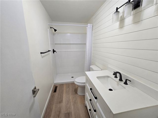 702 21st Street, Vienna, WV 26105