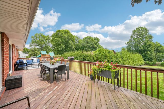 335 Strawtown Road, New City, NY 10956